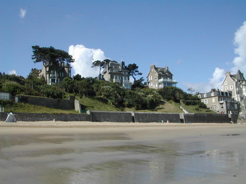 Appartement Rock Will Dinard Exteriör bild